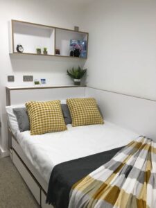 dressed-bedroom